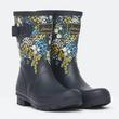 Joules navy-kék színű apró virágos rövidszárú gumicsizma 37 és 42-es Joules navy-kék színű apró virágos rövidszárú gumicsizma 37 és 42-es