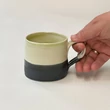 Kép 1/2 - Porcelán világos zöld színű közepes bögre