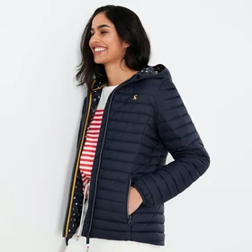 Joules navy kék steppelt, összecsomagolható, esőálló kabát Joules navy kék steppelt, összecsomagolható, esőálló kabát