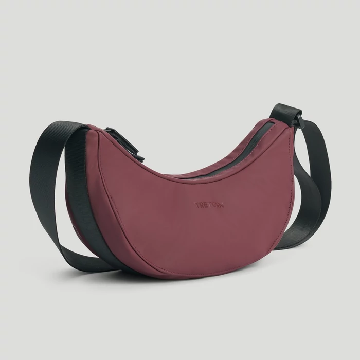 Hátizsákok, táskák